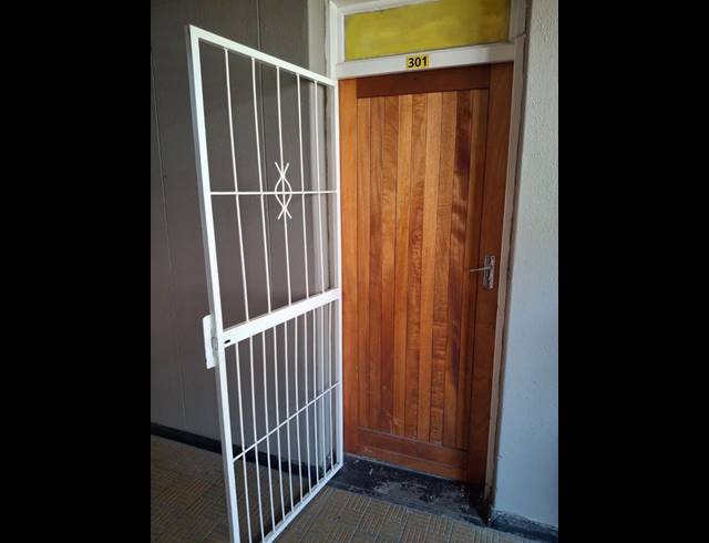 2 BEDROOM PROPERTY TO RENT IN SUNNYSIDE